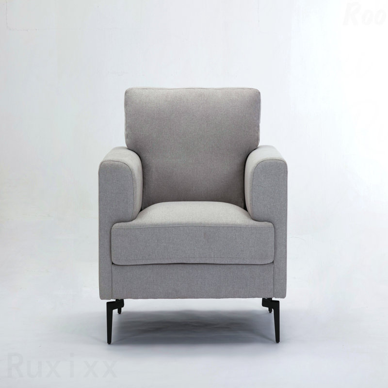 Chaise rembourrée en lin gris clair pour salon douillet