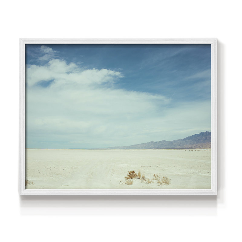 «Salt Flat Walk I», reproduction encadrée, H 16 po x l 20 po, Blanc