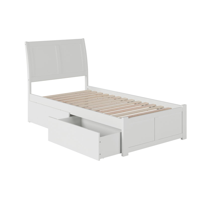 Lit plateforme en bois massif avec repose-pieds et tiroirs sous le lit Fitzsimmons, Simple TG, Blanc