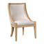 Chaise rembourrée avec garniture cloutée