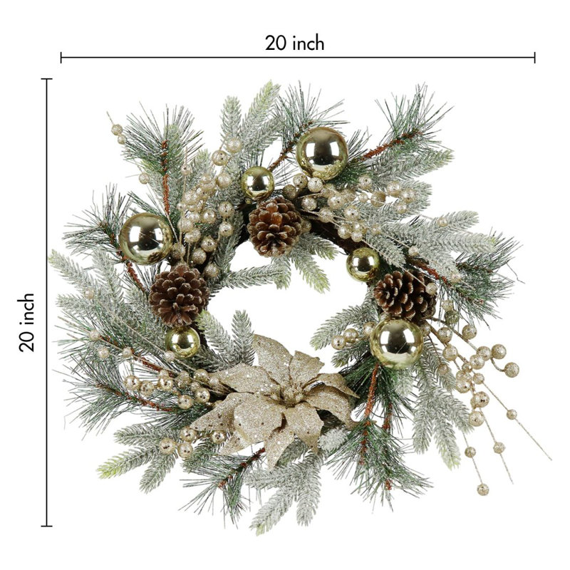 Couronne de Noël avec des lumières chaudes