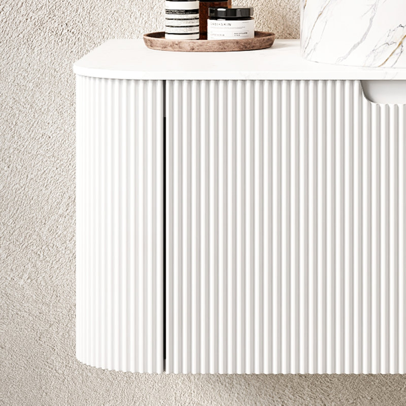 Rangement mural utilitaire en contreplaqué de 36 po avec comptoir en pierre frittée blanche, un tiroir, pas de lavabo ni de robinet, système d'amortissement à fermeture en douceur avec tiroir perlé français 3D, mécanisme simple