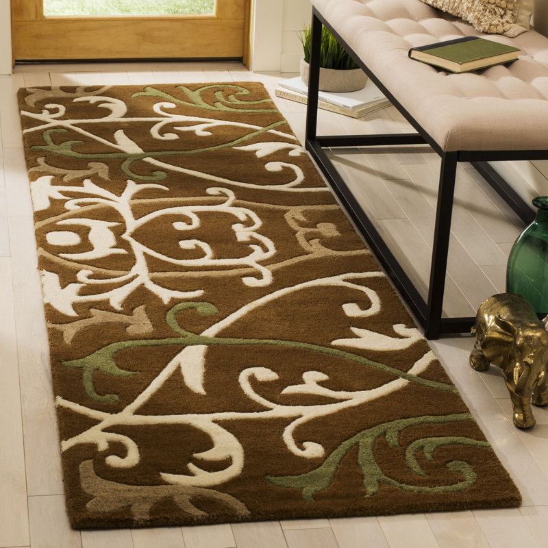 Soho Hand Tufted Wool Floral Rug, Runner 2'6" x 8'