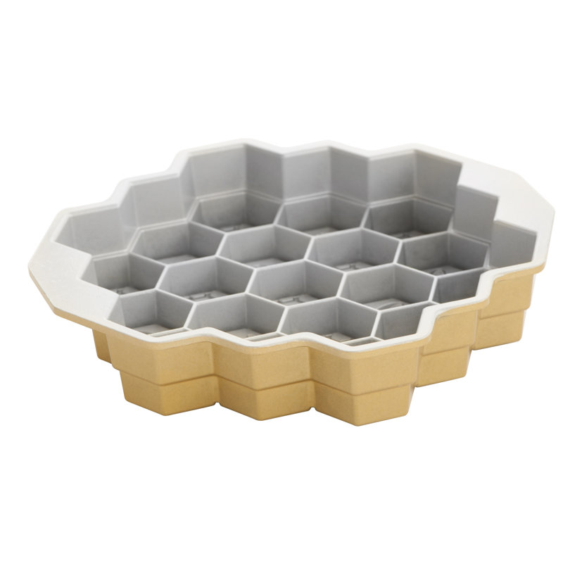 Poêle à frire antiadhésive Nordic Ware, Or