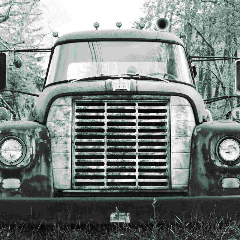 Camion à la retraite II 2885935, H 12 po x l 12 po