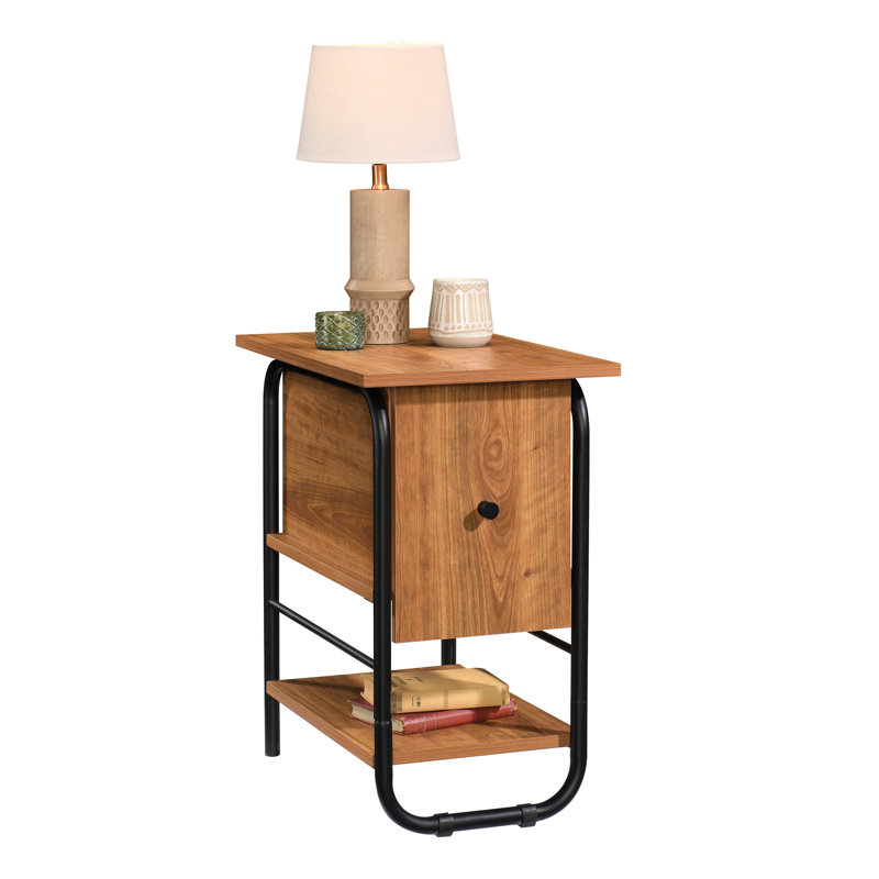 Table d'appoint en cerisier naturel, de style shaker traditionnel avec une touche moderne, compartiment de rangement caché à tablette réglable, convenant à une table basse ou à finition brune, pour une plus grande harmonie entre les décors, poudre