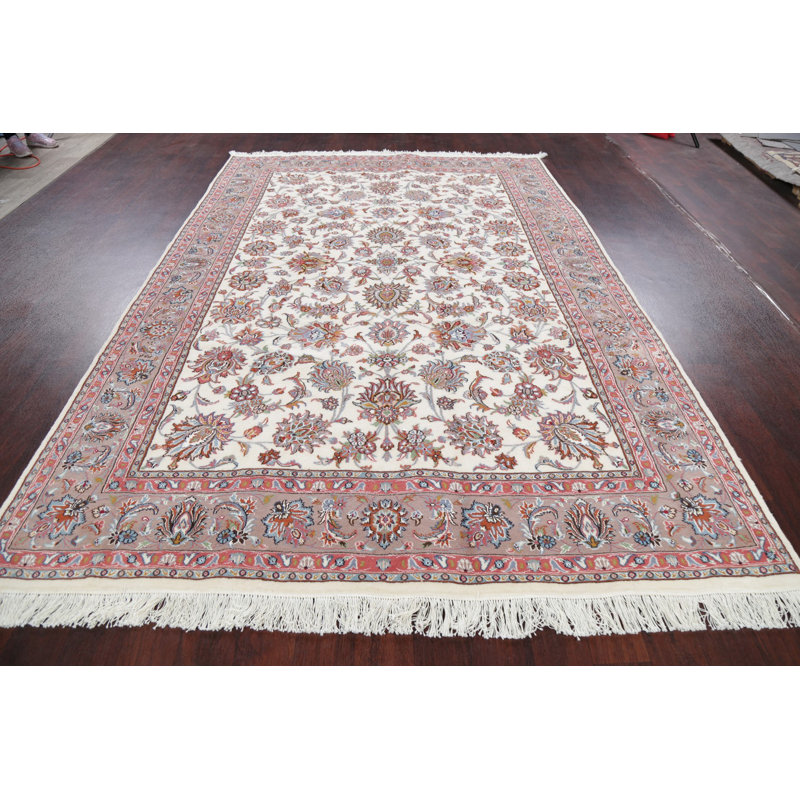 Tapis unique en laine noué à la main ivoire / rose Tabriz nouvel âge de 6 pi 9 po x 9 pi 11 po Balcorne
