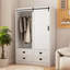 Armoire de rangement haute avec garde-robe de chambre à coucher-680972599