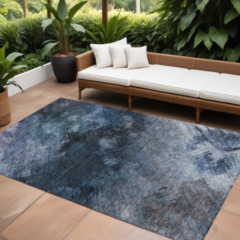 Tapis intérieur lavable abstrait bleu marine et bleu denim HomeRoots 10 pi x 14 pi