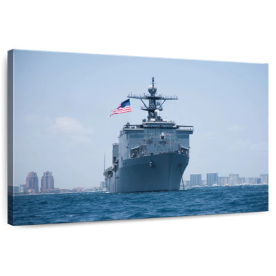 USS Gunston Hall Ship
