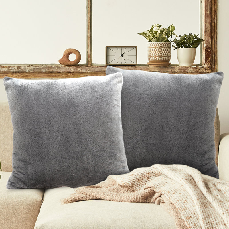 Coussin décoratif, gris, H 18 po x l 18 po
