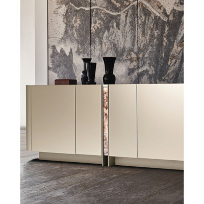 High-End Lacquer Partition Accent Cabinet 62.99'' Sideboard