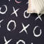 Tapis noir Arranjeet-107264578
