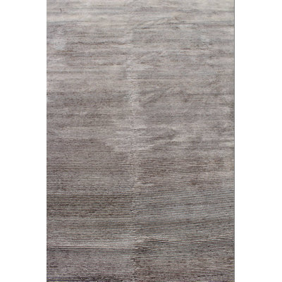 Tapis brun / chocolat coupé et bouclé tissé à la main