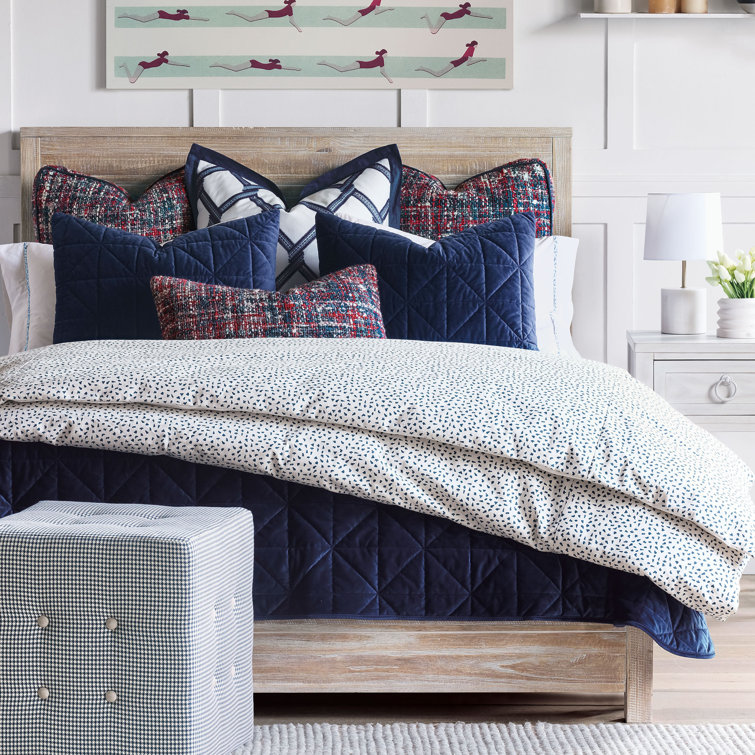Dean Velvet Comforter Set