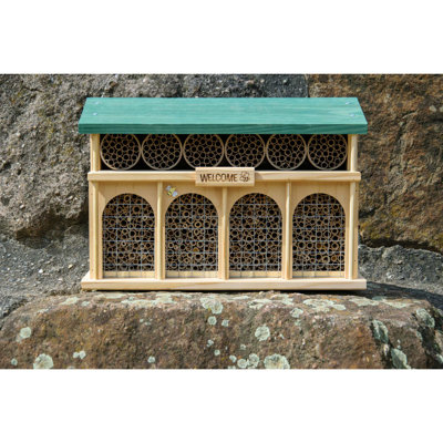Alfeu Freestanding Bumblebee House