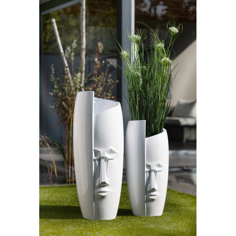 Godmond Planter, 71cm H x 30cm W x 30cm D