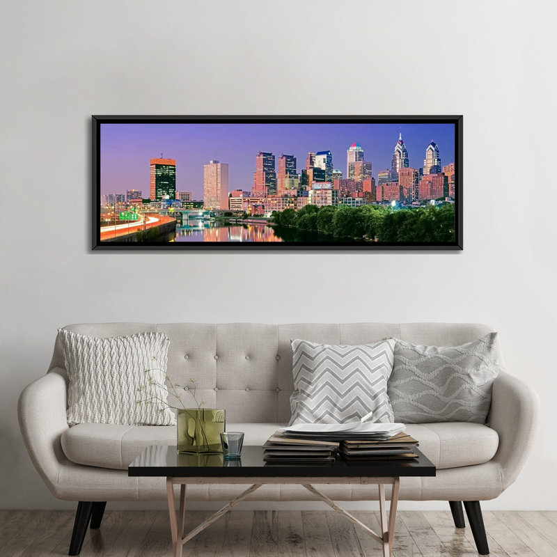 «Philadelphia, Pennsylvania Panoramic Night Skyline», reproduction de photo sur toile, H 24 po x l 72 po x P 1,5 po