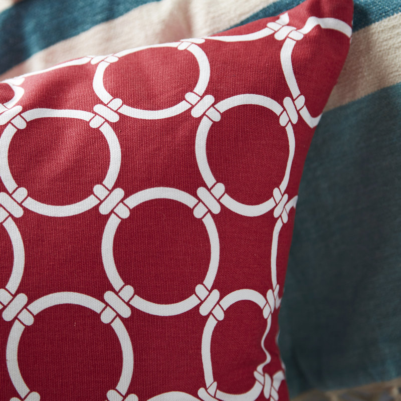 Housse et insert de coussin décoratif Bechet, Carmin, 22 po x 22 po, Polyester/ Bourre en polyester