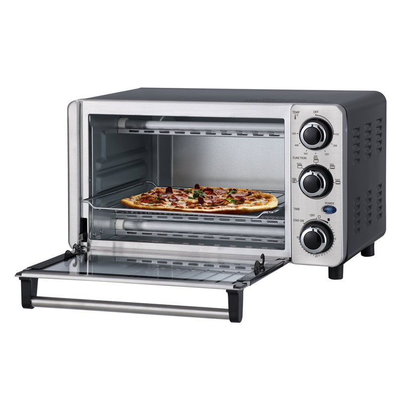 Four grille-pain en acier inoxydable Danby