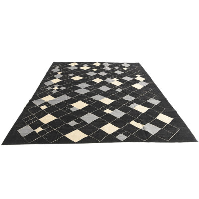 Tapis noir Noor