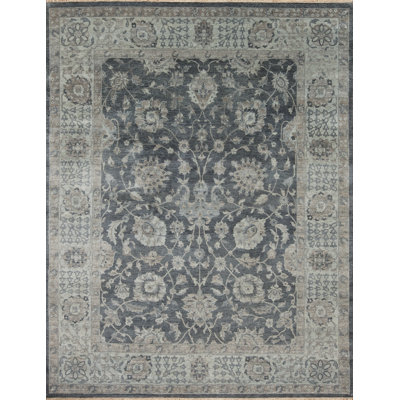 Treasures Wool Oriental Area Rug in Gray