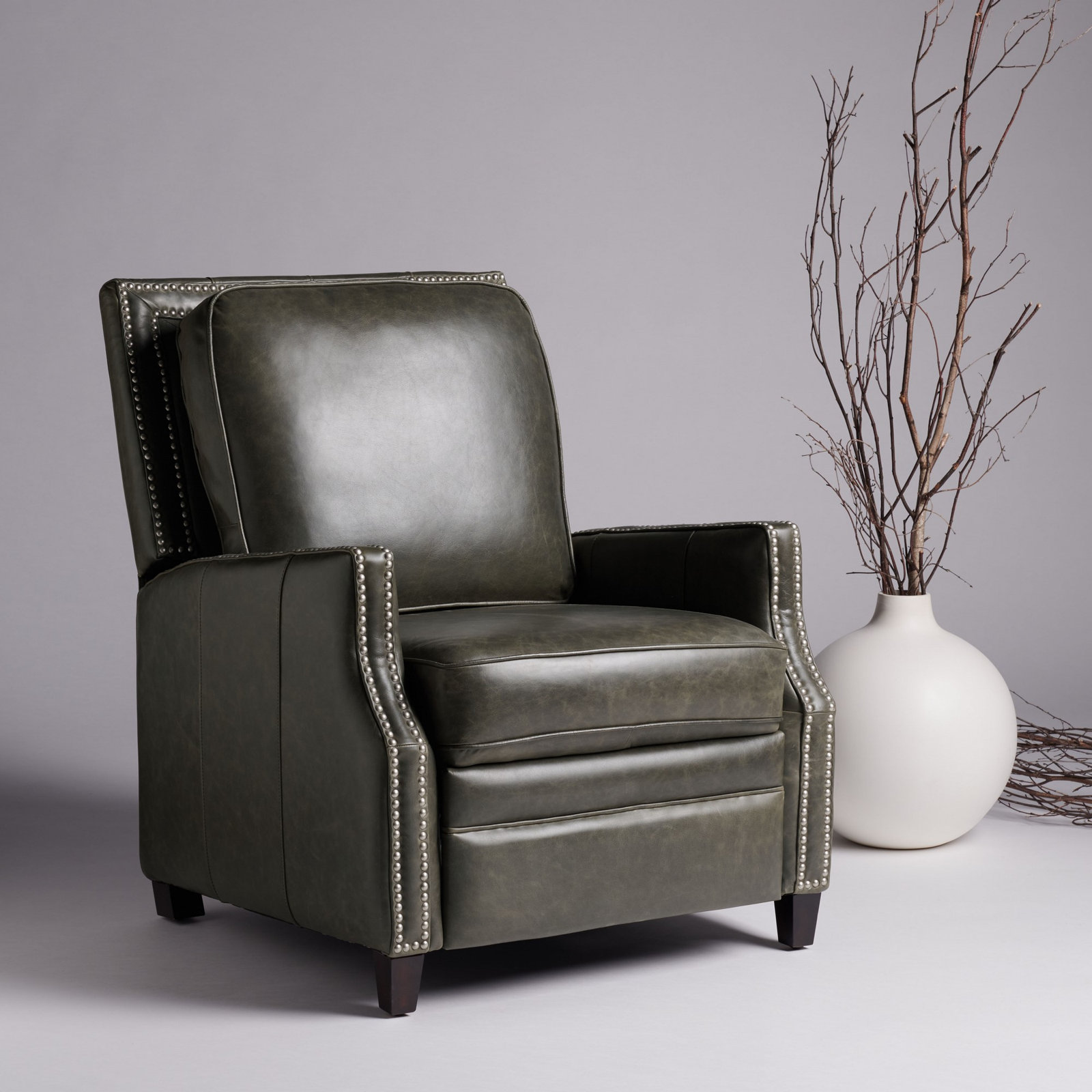 Lavanda Recliner, Trends Aged Black Genuine Leather