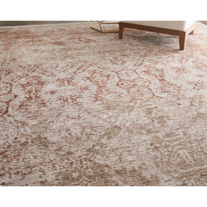 Loralai Traditional Oriental Tan Area Rug, Rectangle 8' x 10'