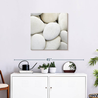 Kerrick White Pebbles