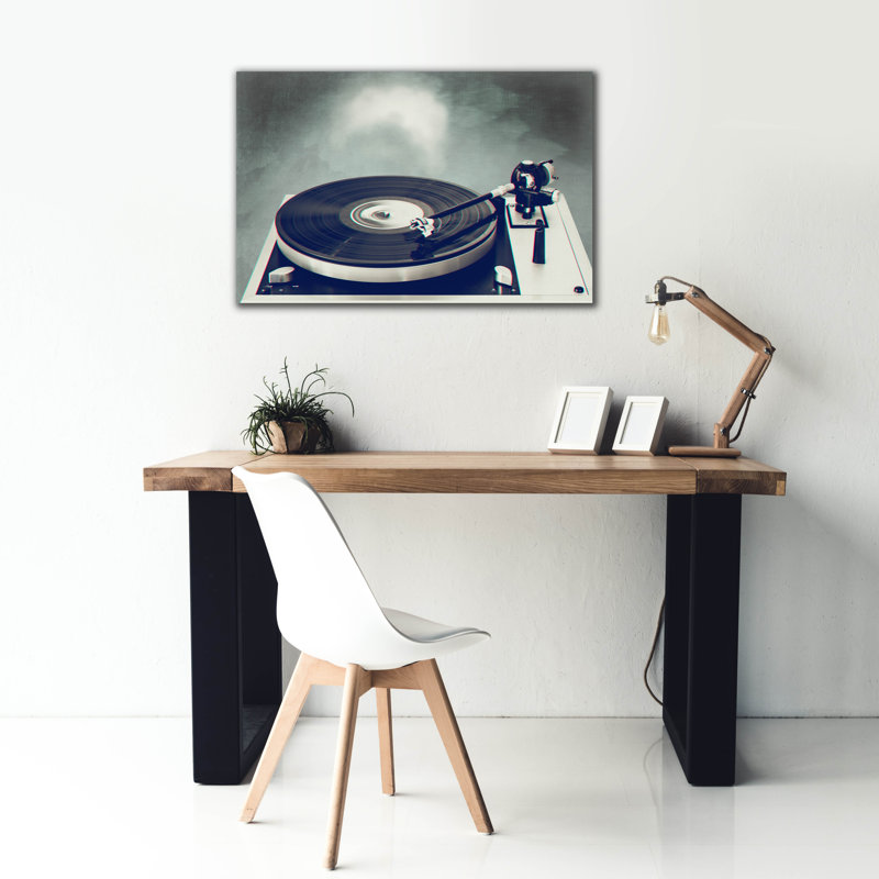 Toile épique Graffiti «Retro Record Player» par Dirk Wustenhagen, 40 po x 26 po