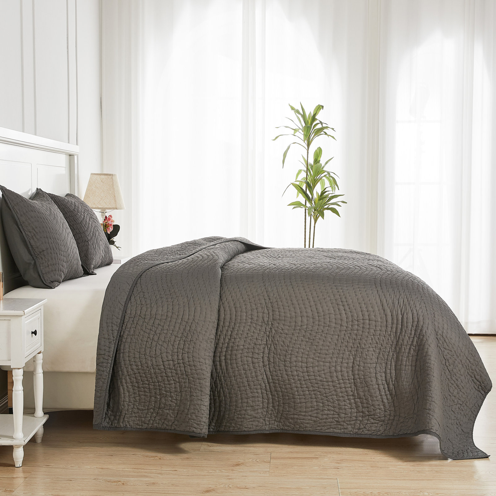 Voile Cotton Quilt Set, Queen Quilt + 2 Standard Shams, Gray