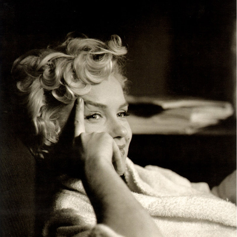 Marilyn Monroe, 20" H x 20" W