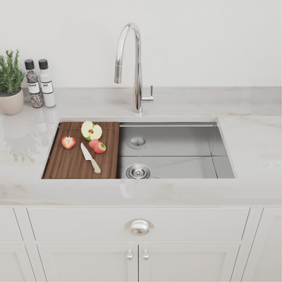 32 X 18 Inch Undermount Kitchen Sink, Stainless Steel Gauge. T304 Grade Steel, And Dependable. Rust-, Scratch-, Heat-. Workstation Sink With Extra Space Utilization. X Grooves For Fast Water