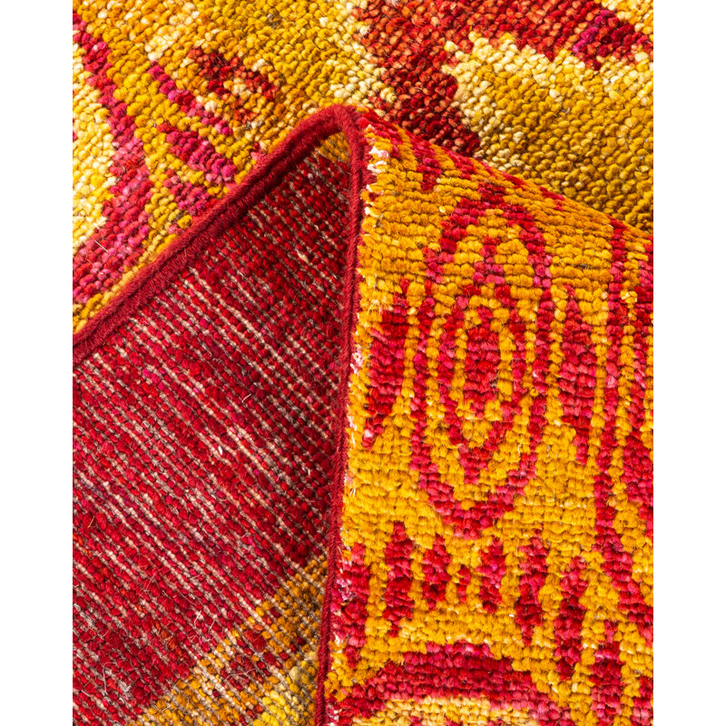 Tapis unique rose / jaune noué à la main Treysen 5 pi 10 po x 9 pi 2 po
