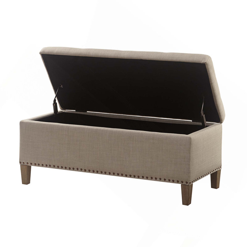 Tufted Top Soft Close Storage Bench With Button Tufted Detailing And Individually Placed Nail Trim Decor