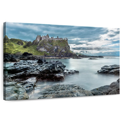 Ravi Irish Dunluce Castle
