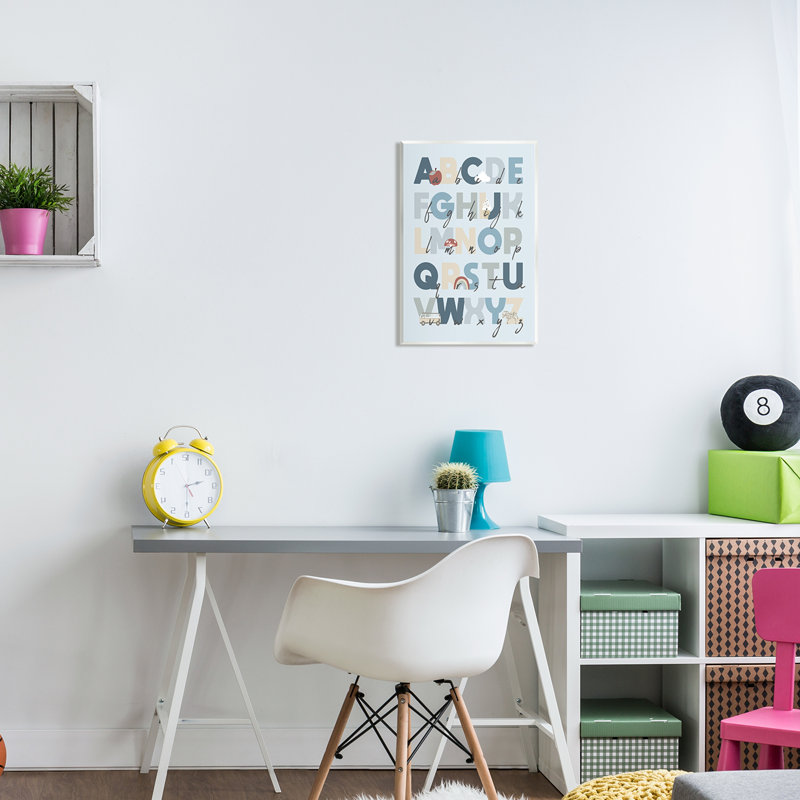 «Ba-947-Wood Soft Blue Alphabet Map on Canvas» par Lil 'Rue, reproduction, H 19 po x l 13 po x P 0,5 po