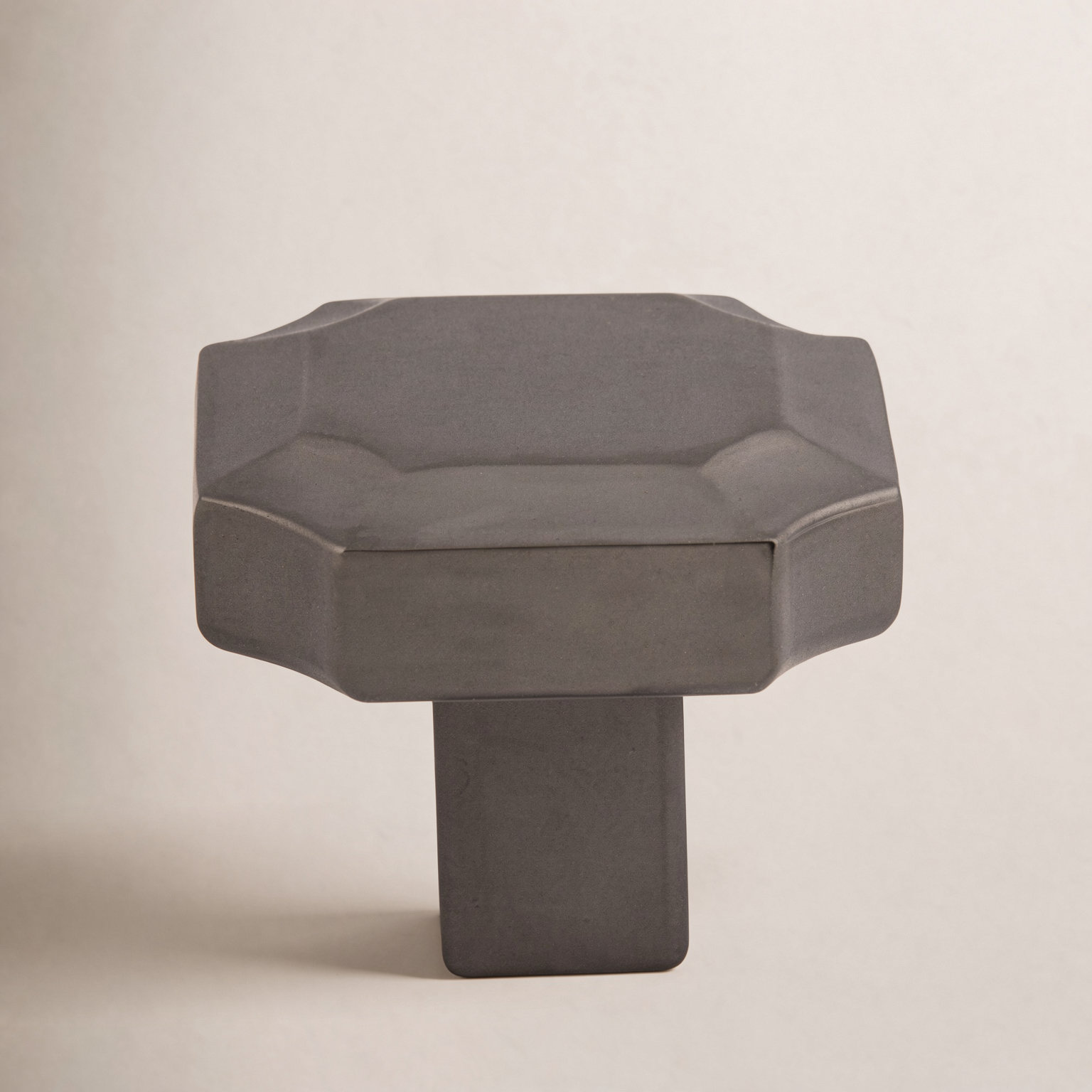 Davenport Geometric Cabinet Knob, Ash Gray