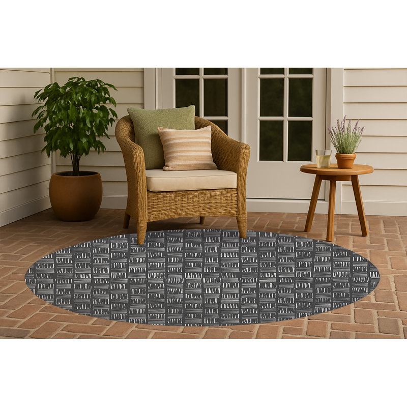 Lash Locked Non-Slip Outdoor Rug, Round 5'