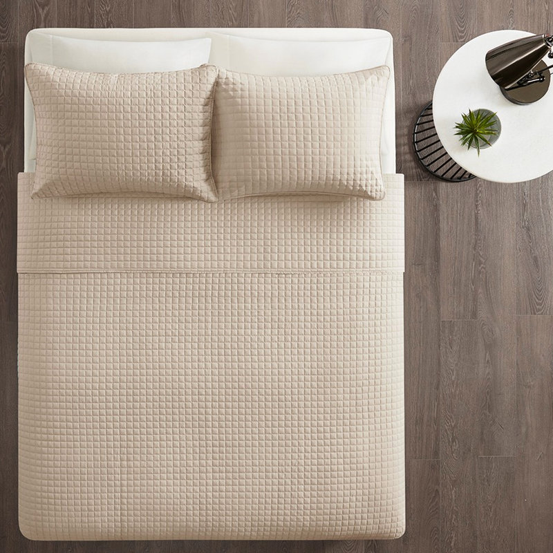 26ee8d305 Comforter, King Quilt + 2 King Shams
