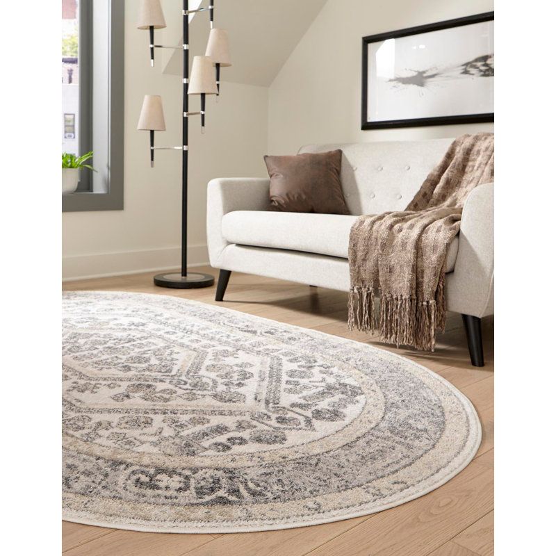 Edson Oriental Indoor Rug, Oval 4' x 6'
