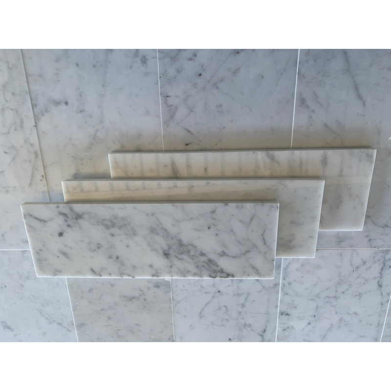 Carreau de métro en marbre Carrara 4 po x 12 po