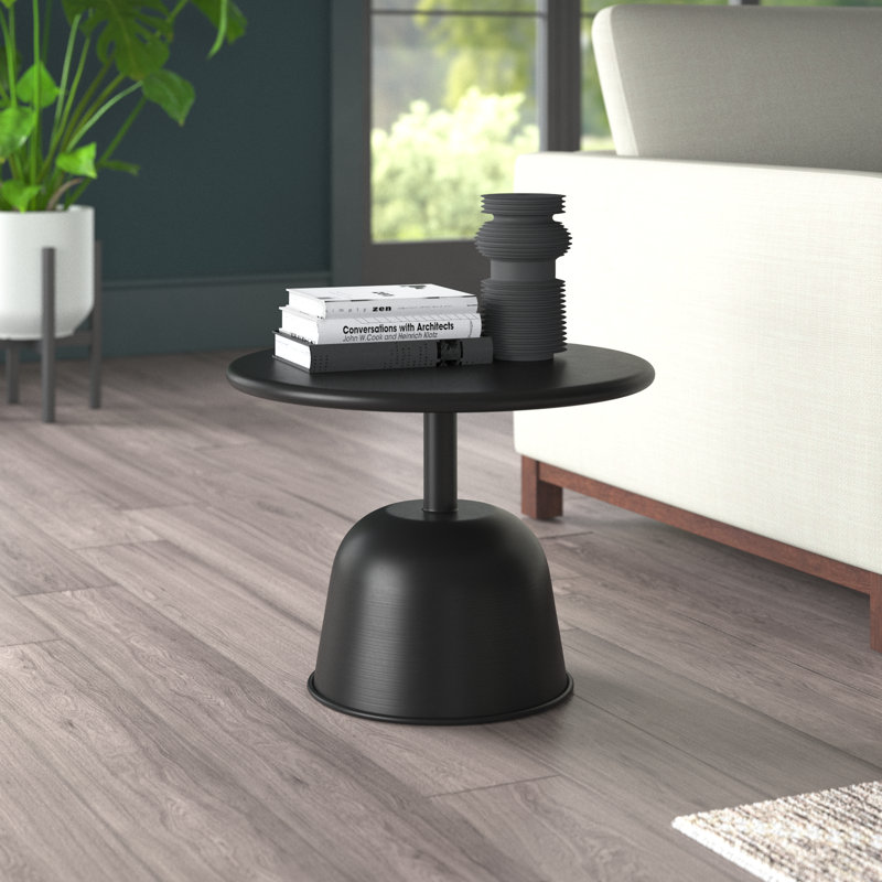 Table de bout August, H 14,8 po x L 19,7 po x l 19,7 po