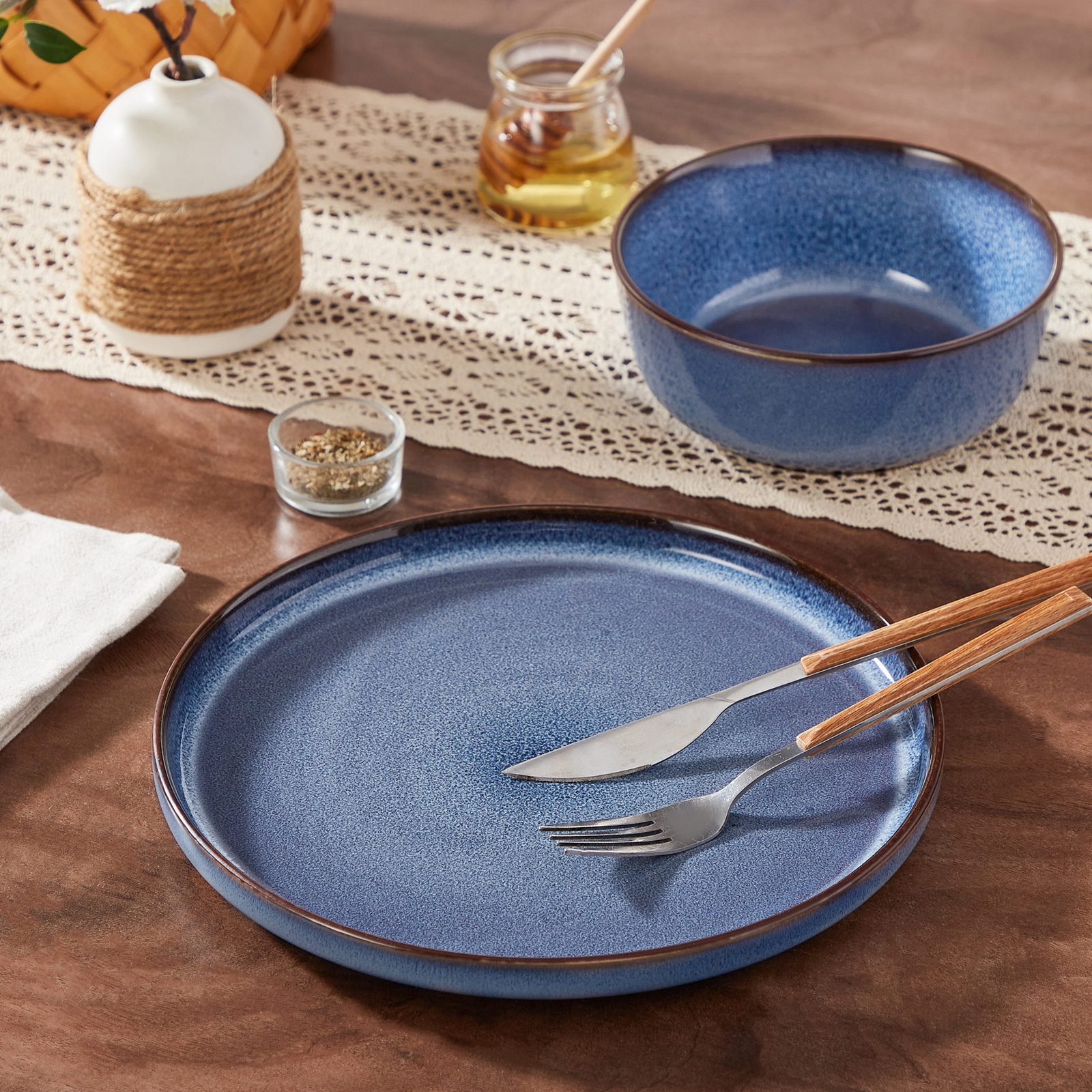 10" Ceramic Dinner Plate, Blue