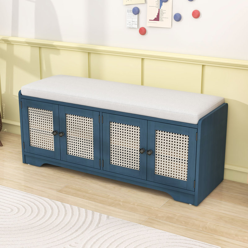 Banc de rangement rustique avec portes en rotin tissé, tablettes réglables et coussin amovible pour le vestibule