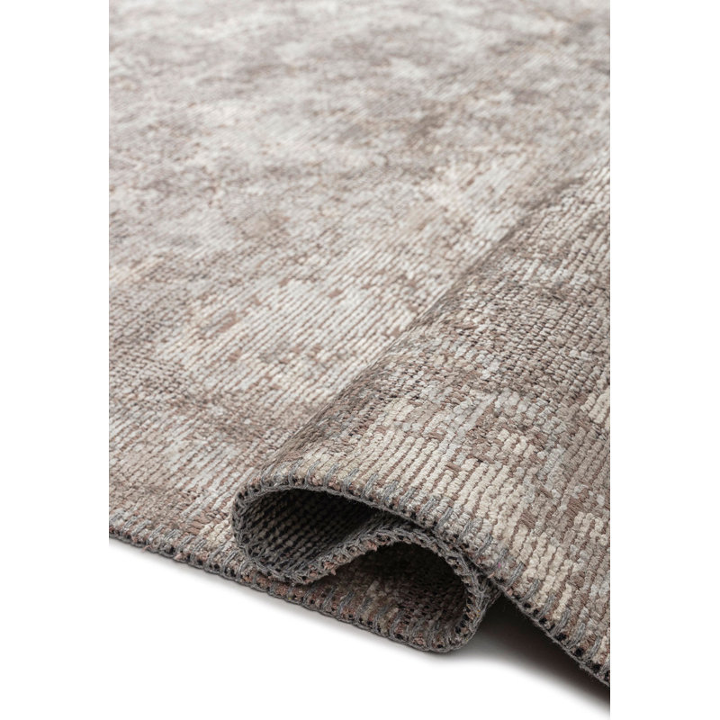 Amyr Floral Hand Loom Indoor / Outdoor Area Rug, Rectangle 7'10" x 11'1"