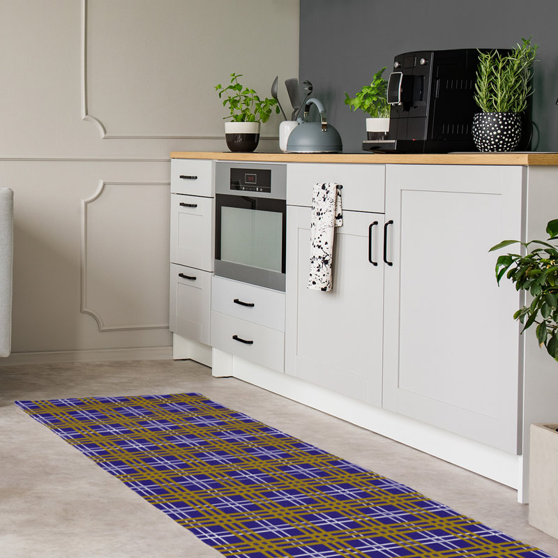 Plaid Indoor Rug, Runner 2'6" x 8'