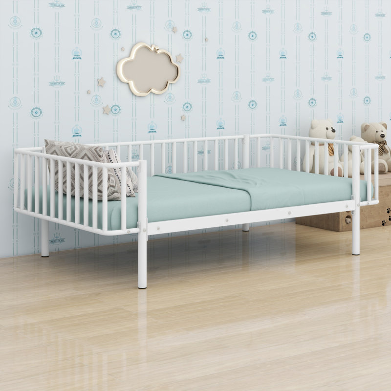 Lit de jour en métal de style industriel, support de lattes durable, sans sommier, White