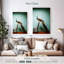 Paon sur une chaise-613021724