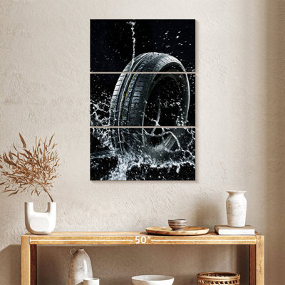 «Mehar Car Tire Water Splash»
